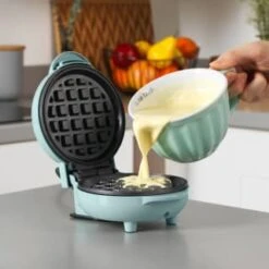 Giles & Posner Mini Waffle Maker 12 Giles & Posner Mini Waffle Maker -Kitchen Supply Store 395094 giles and posner mini waffle maker 2